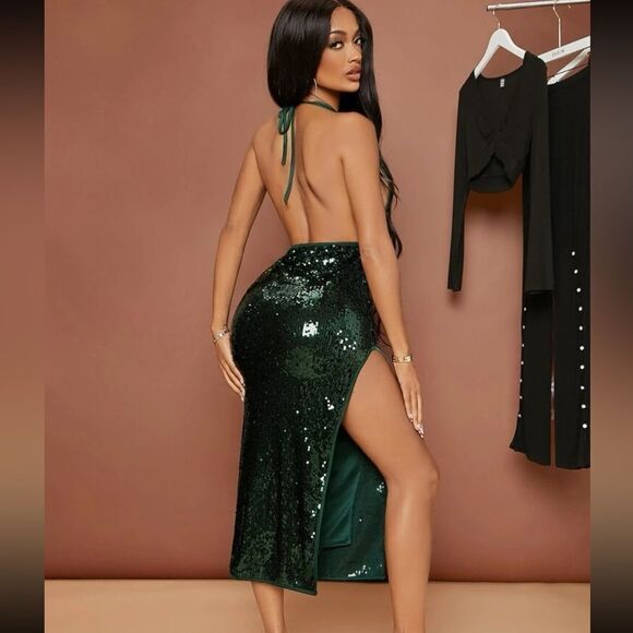 Deep Dark Green Plunging V Neck Sequin Holiday Cocktail Dress - Picture 3 of 5